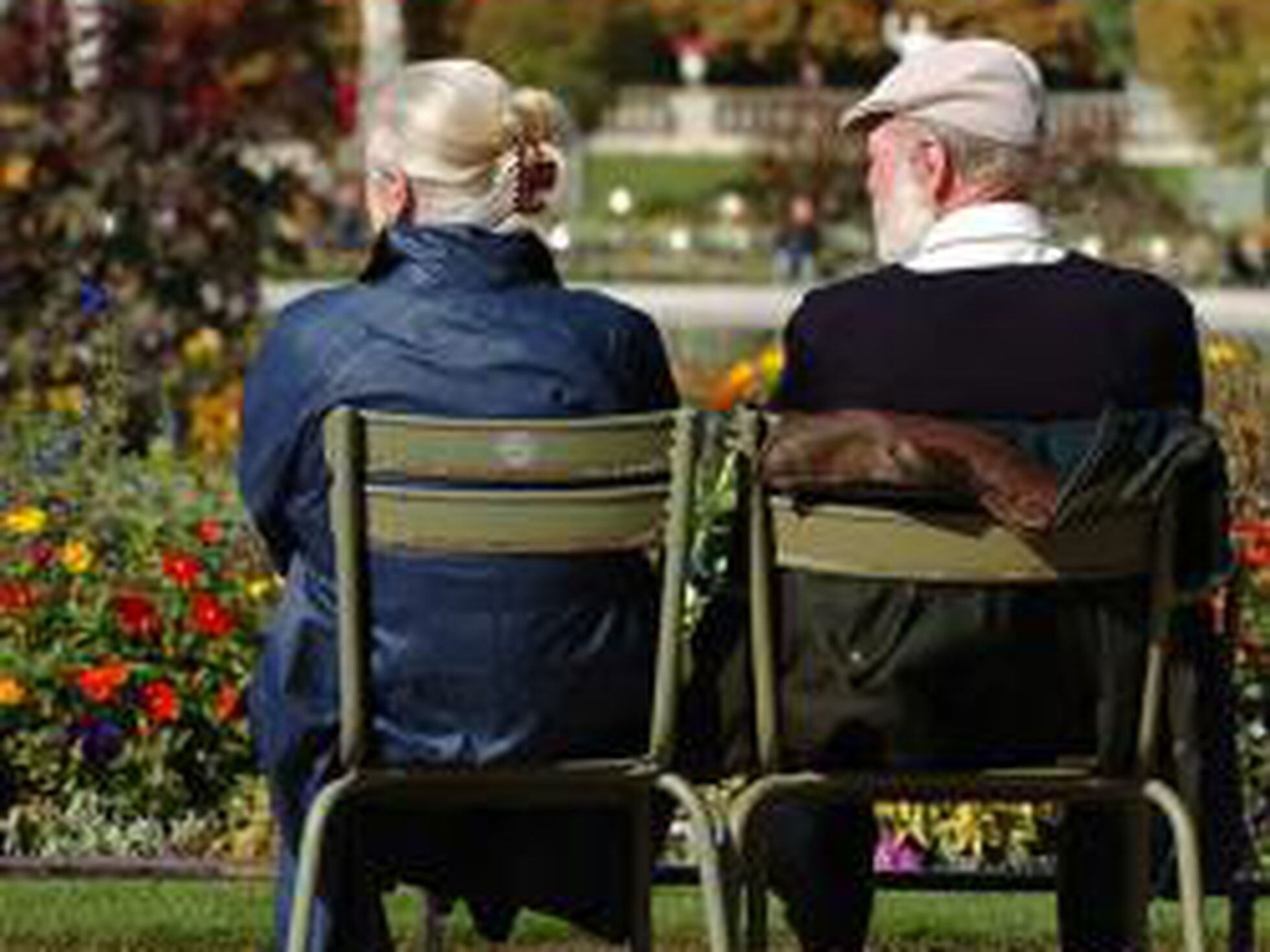 El envejecimiento poblacional hará que por primera vez en la historia para el 2040 haya más ancianos que niños …
